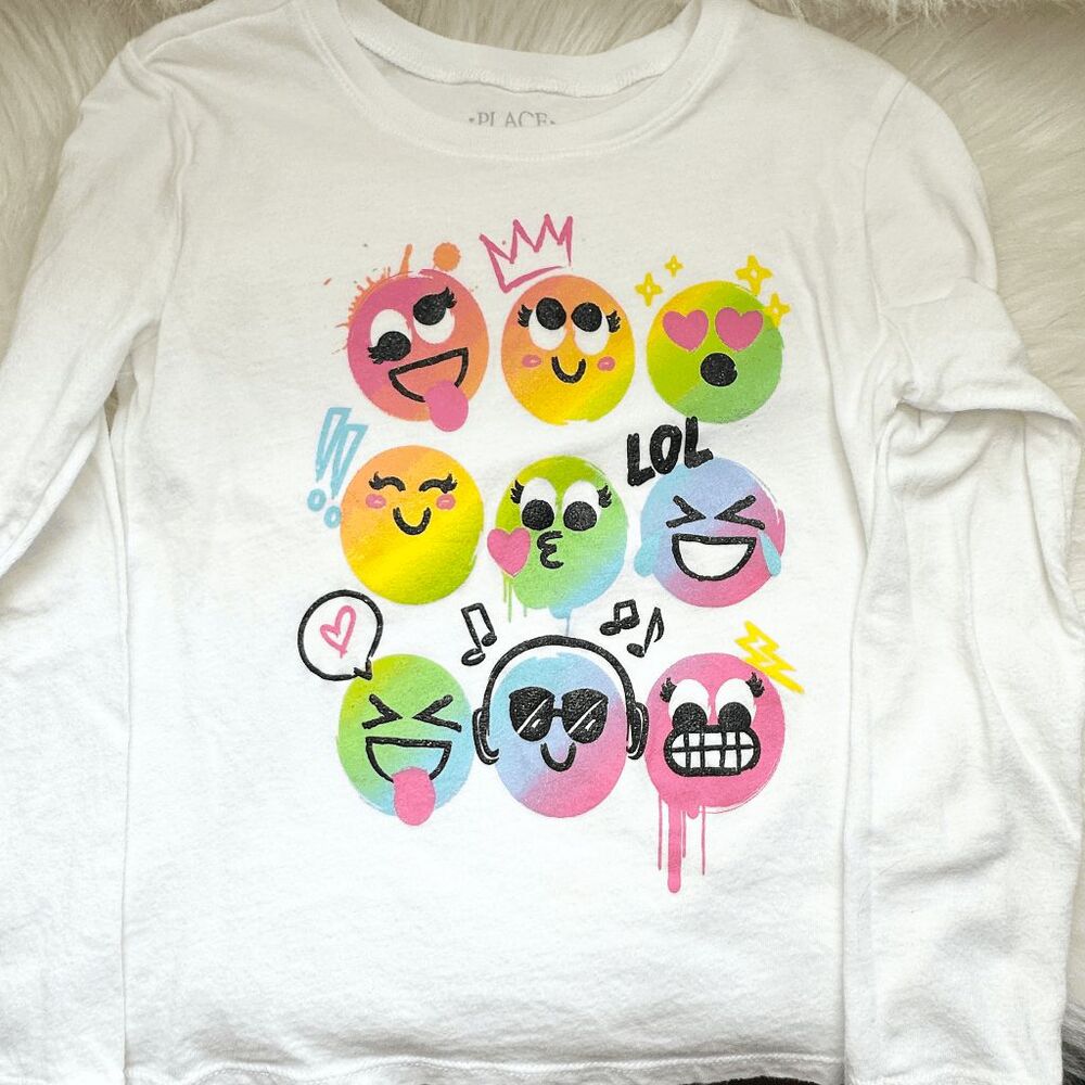 Girls Long Sleeve Graphic Tees Shirt Top Children’s Place Size 5/6 LOL Face NWOT